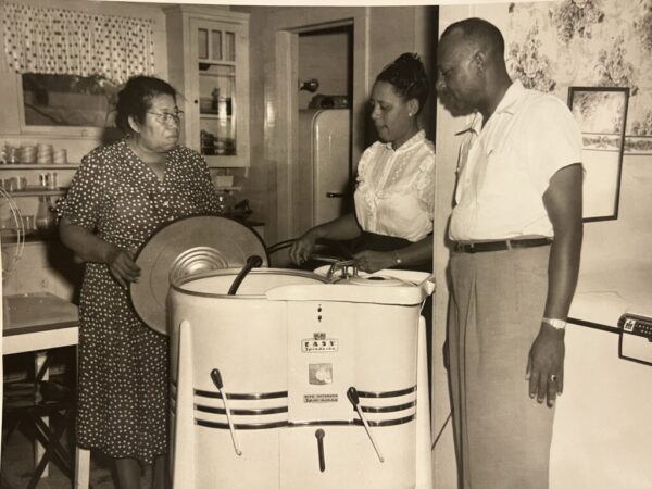 (Photo: The Myrtle Garrett Papers, The Special Collections & Archives Department, PVAMU)