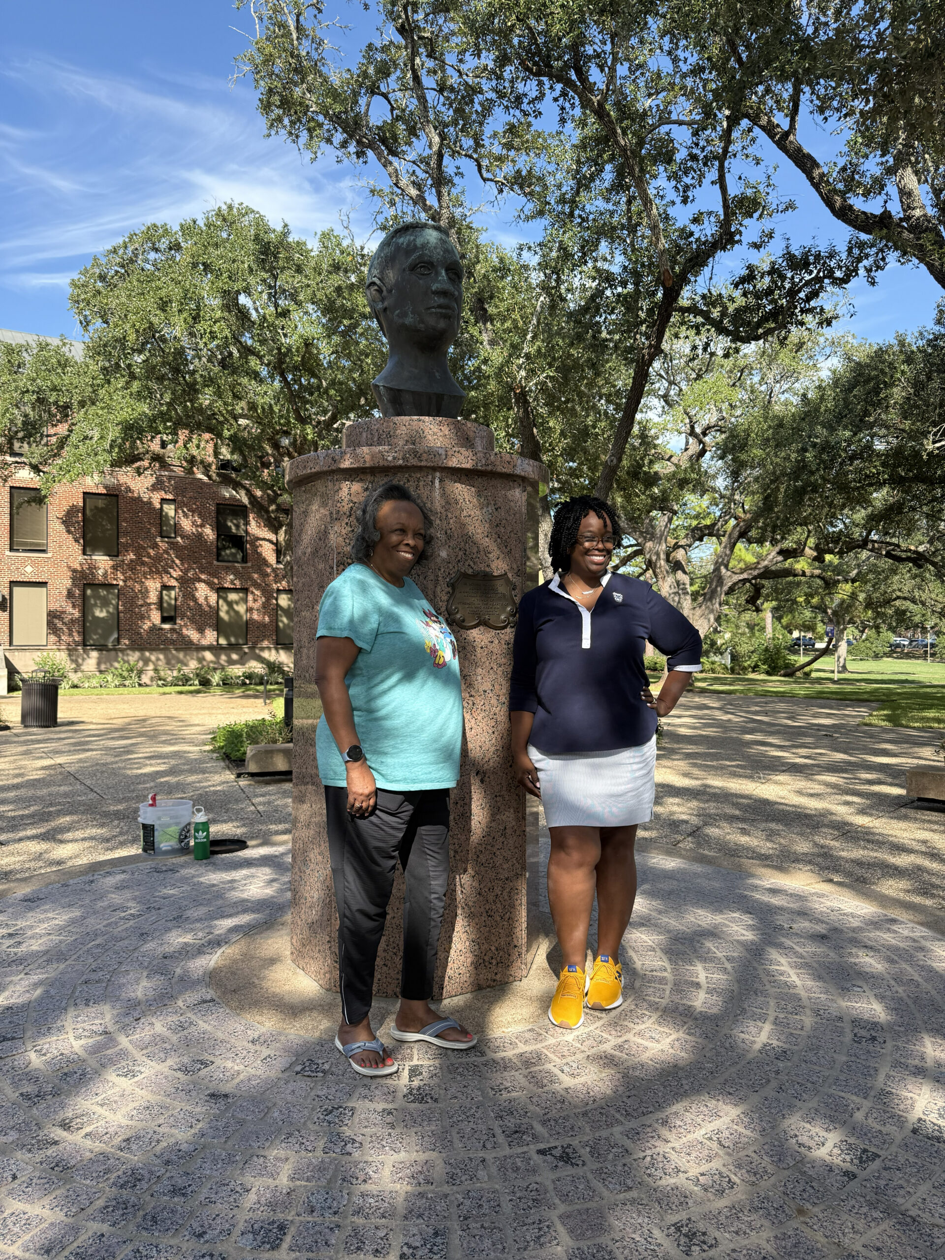 The descendants of Abner Davis